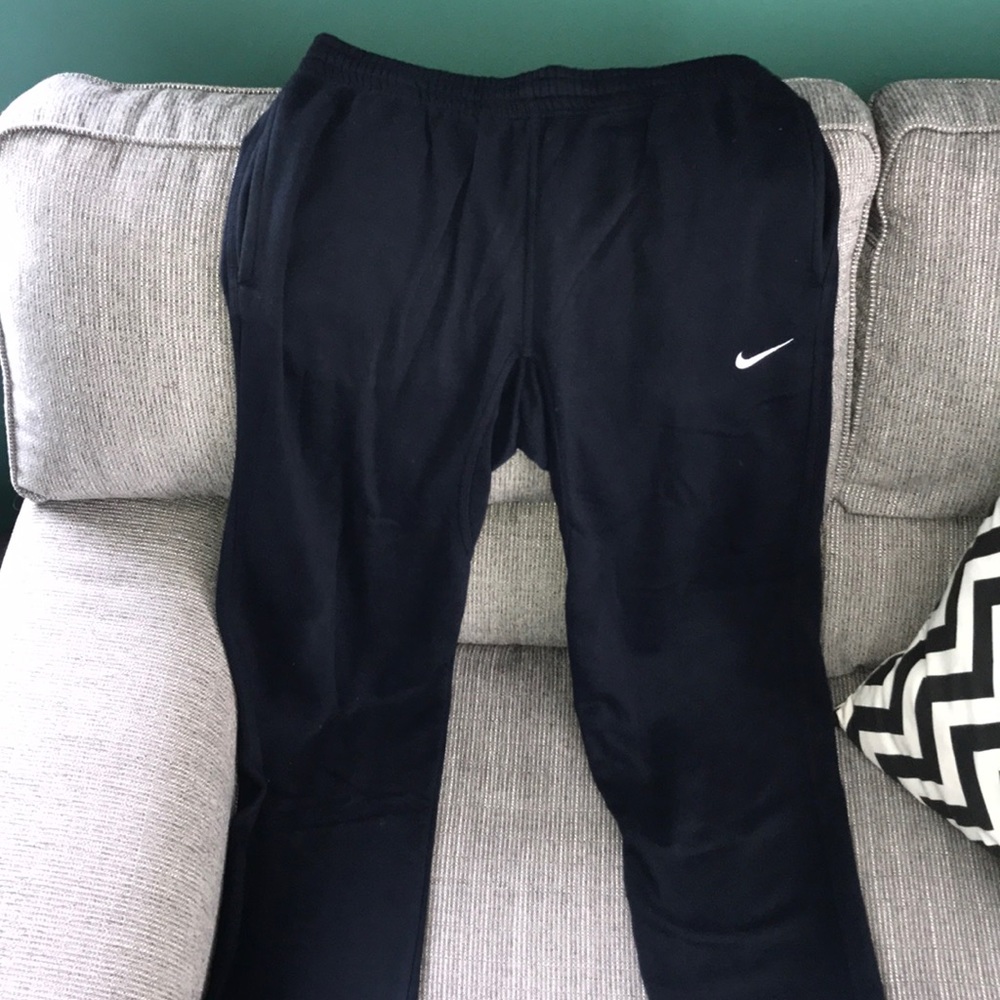 Nike Sweatpants - Medium